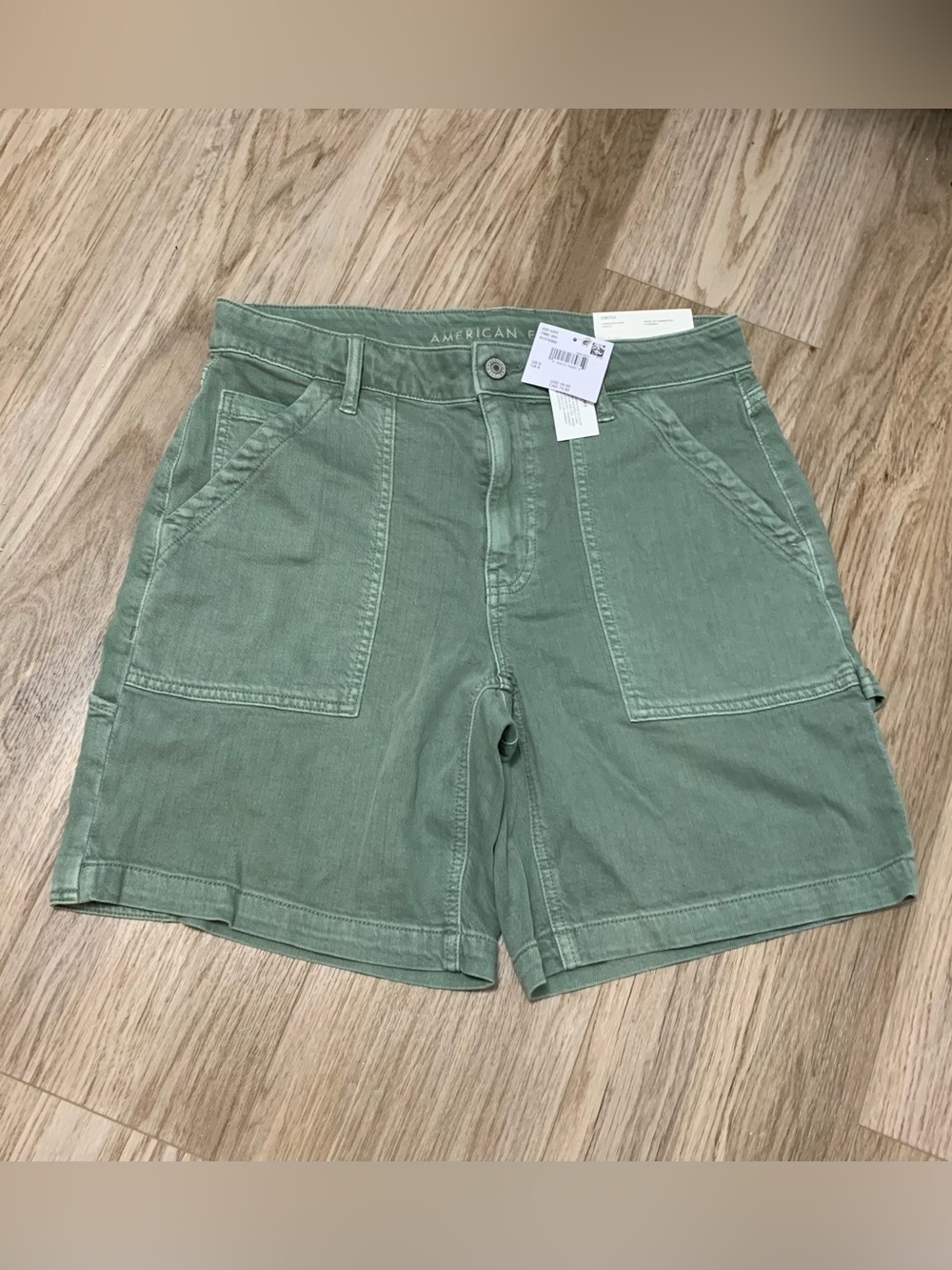 American Eagle NEW Carpenter Short Womens 6 - Olive Green Zip Fly